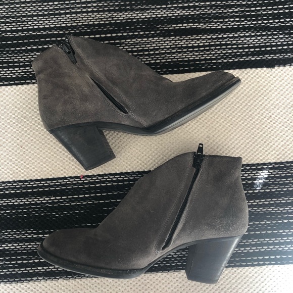Paul Green Gray Suede Booties - Picture 3 of 4